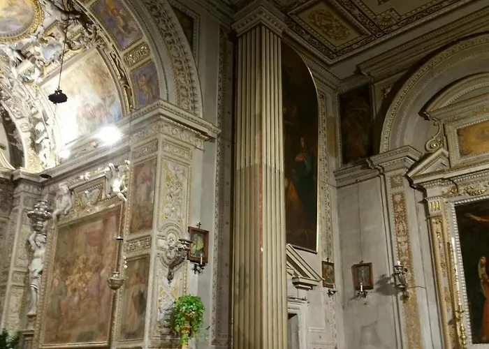 Apartment Palazzo Marescalchi Belli, Vicino Piazza Di Spagna Rom