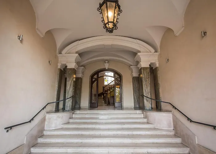 Apartment Palazzo Marescalchi Belli, Vicino Piazza Di Spagna *