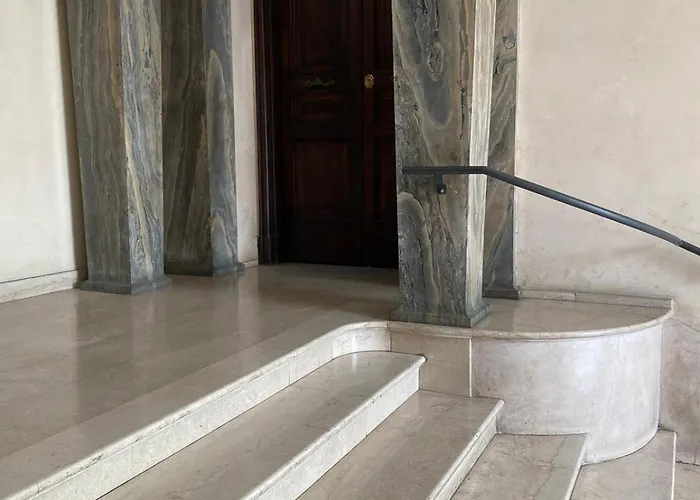 Palazzo Marescalchi Belli, Vicino Piazza Di Spagna Apartment Rom